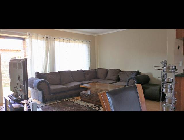 3 BEDROOM TOWNHOUSE RENTED IN ANDEON